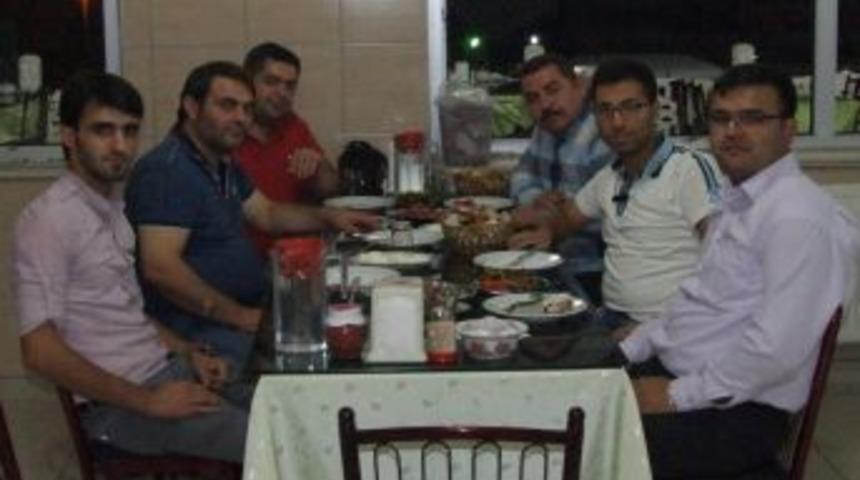 G&uuml;nışığı Derneği Kaynaşma Yemeği D&uuml;zenledi