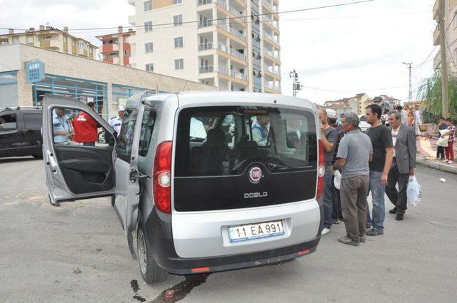 Bilecik'te Trafik Kazası: 2 Yaralı