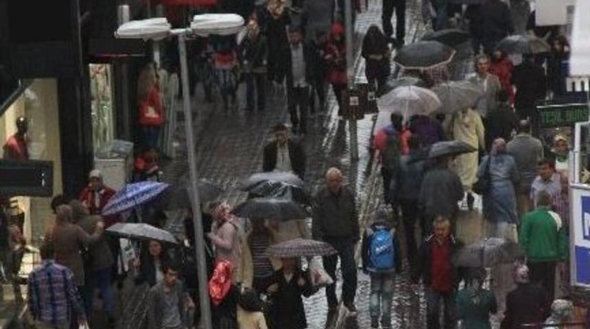 Samsun'da Yağmurlu G&uuml;n