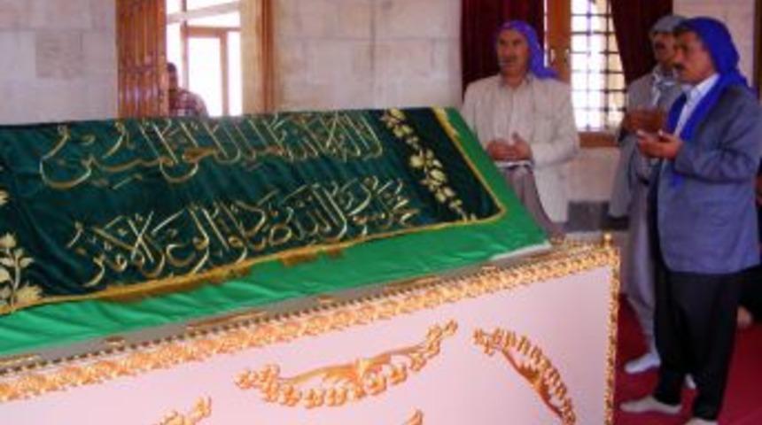 Eyyüp Nebi Beldesinde Sabır Coşkusu