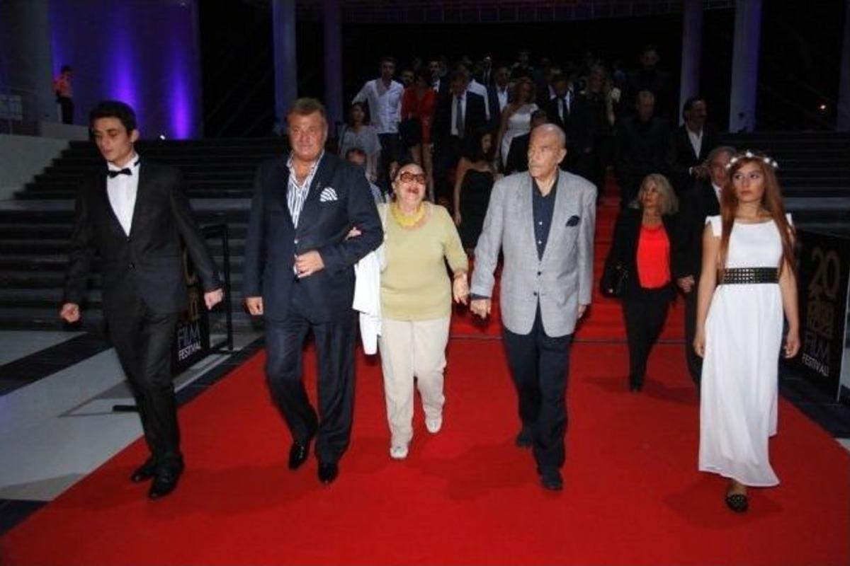 Kırmızı Halıda &lsquo;şıklık&rsquo; Yarışı