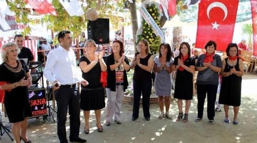 &Ouml;ğrencilere Yardım İ&ccedil;in Matinede Buluştular