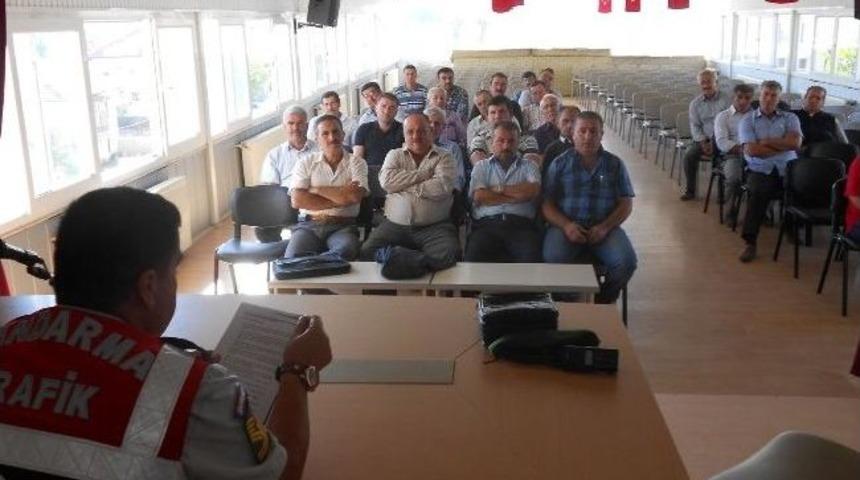 Korkuteli&rsquo;de Okul Servis S&uuml;r&uuml;c&uuml;leri Bilgilendirildi