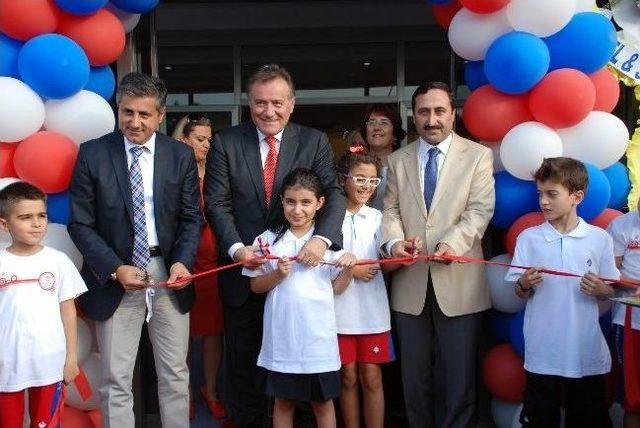 Bahçeşehir Koleji Türkiye’de 80 Milyon Dolarlık Yatırım Yapacak