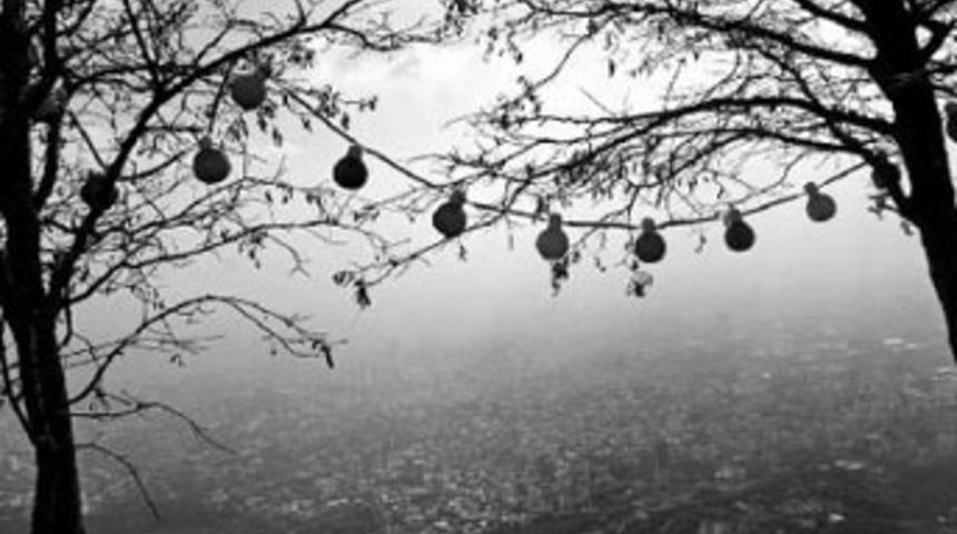 Ahmedinejad'la birlikte yasaklanan hayatlar