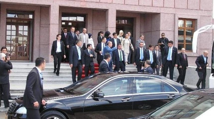 Başbakan Recep Tayyip Erdoğan, Malatya Valiliği&rsquo;ni Ziyaret Etti