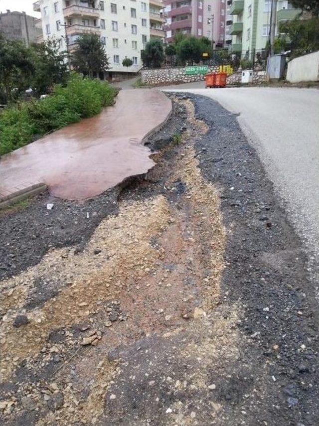 Akçakoca’da Sağanak Yağış Etkili Oldu