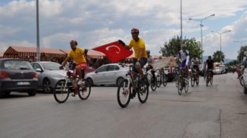 500 Bisiklet&ccedil;i Mudanya'da Bayrak A&ccedil;tı