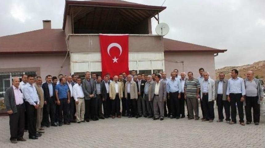 Milletvekilleri Ve Elediye Başkan Dolmuş Şorleri İle Bir Araya Geldi