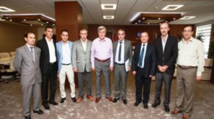 Taşk&ouml;pr&uuml;l&uuml;ler'den Karaosmanoğlu'na Teşekk&uuml;r Ziyareti