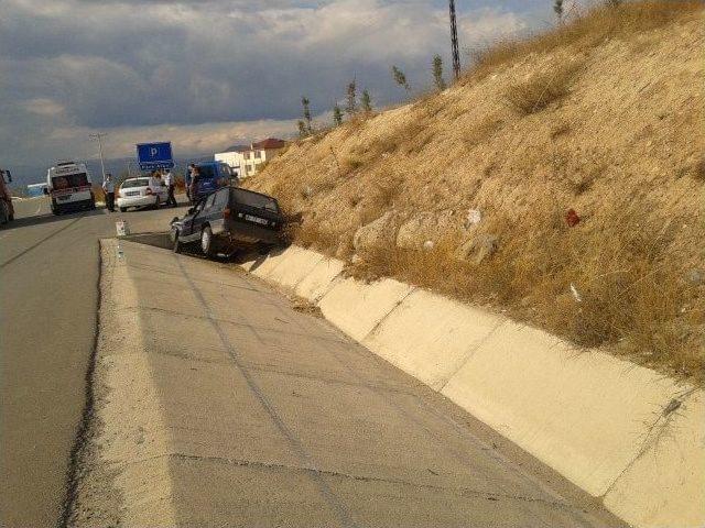 Osmaneli’de Trafik Kazası, 4 Yaralı