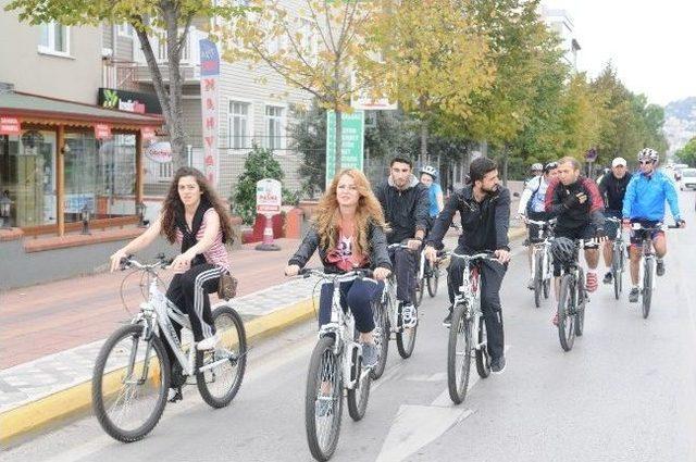 Pedallar “otomobilsiz Kent Günü” İçin Çevrildi