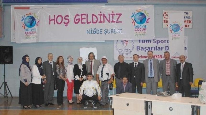 Niğde&rsquo;de Diploma Hediyesi İşsizlik Olmasın Projesi