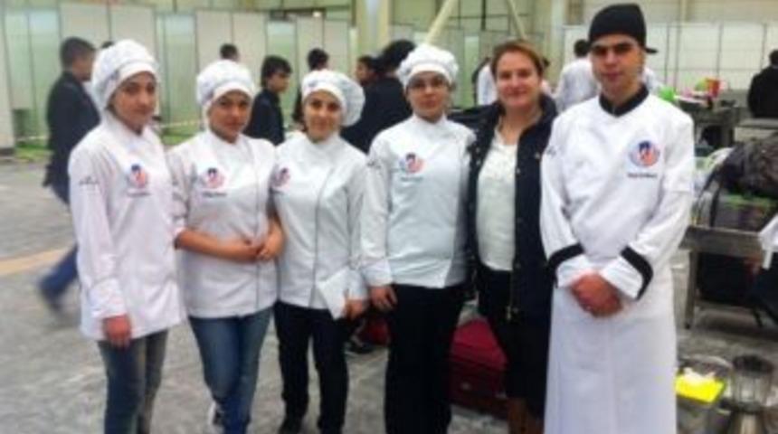 Yunus &Ccedil;iloğlu &Ouml;ğrencileri Avrupa&rsquo;da Staj Yapacak