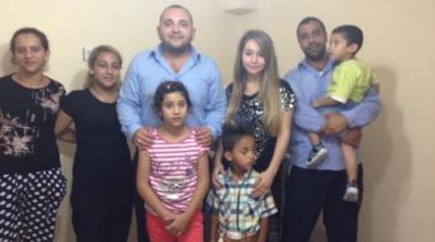 Chp’li Gençlerden Roman Çocuklara Ziyaret