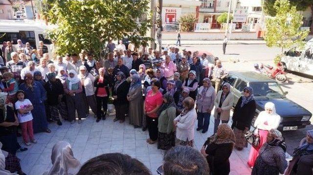 Sarıgöllü Hacı Adayları Dualarla Uğurlandı