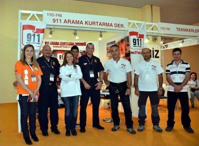 911 Arama Kurtarma Derneği Isaf Fuarı'na Katıldı