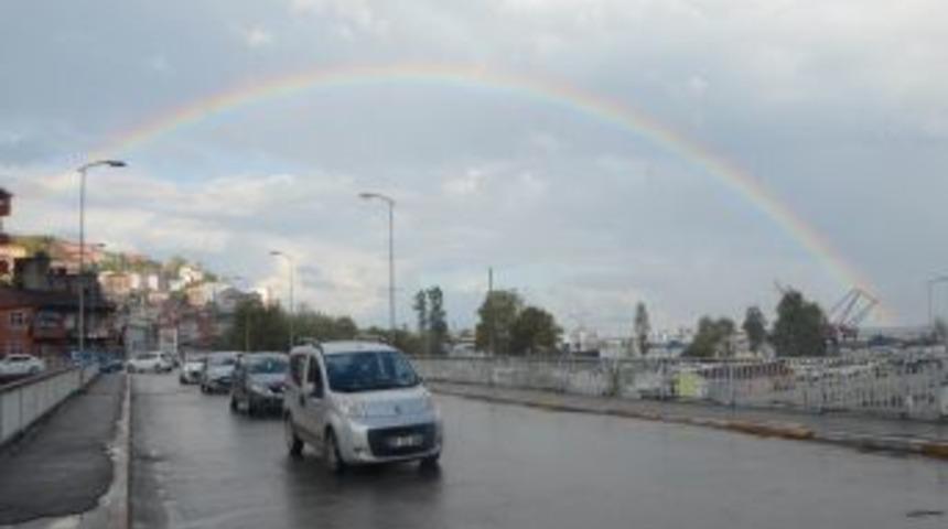 Zonguldak'ta G&ouml;kkuşağı S&uuml;rprizi