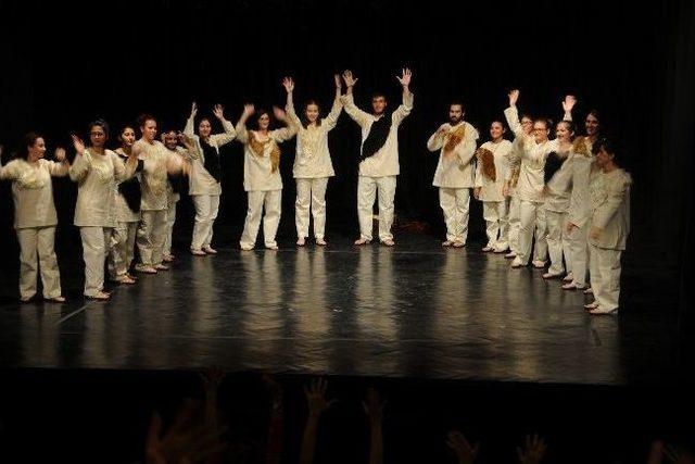 Midas&rsquo;ın Kulakları Oyunu Sahnelendi 1