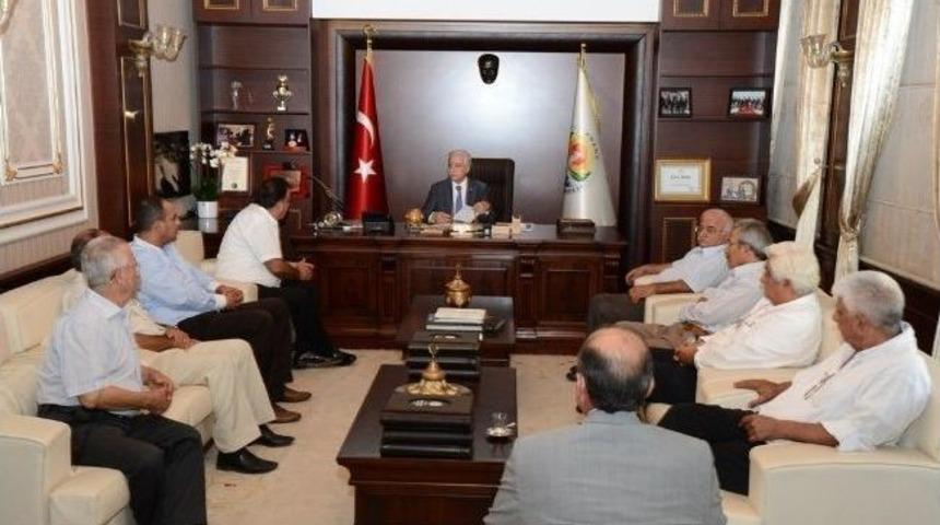 M&uuml;teahhitlerden Zihni Aldırmaz&rsquo;a Davet