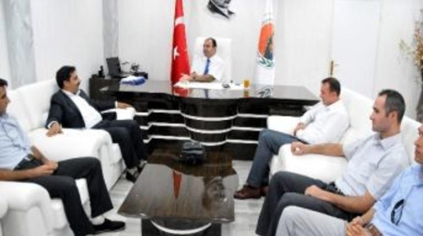 Gen&ccedil; Memur-sen&rsquo;den Karak&ouml;pr&uuml; Belediyesine Ziyaret