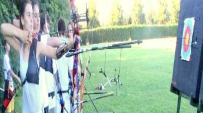 Milli Ok&ccedil;ular D&uuml;nya Şampiyonası İ&ccedil;in Hazırlanıyor