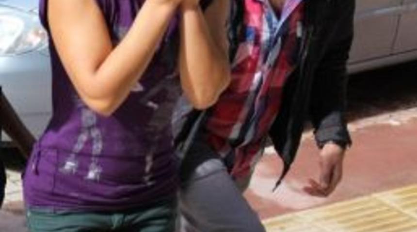 Evden Hırsızılık Zanlısı 2 Gen&ccedil; Kız Yakalandı