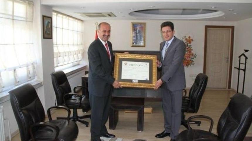 Başkan Aşkın Yeni Kaymakam Hakyemez'i Ziyaret Etti