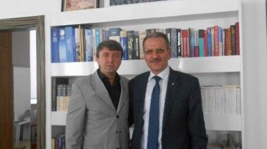 Mhp Kavak İl&ccedil;e Başkanından Başkan &Ouml;zmen&rsquo;e Nezaket Ziyareti