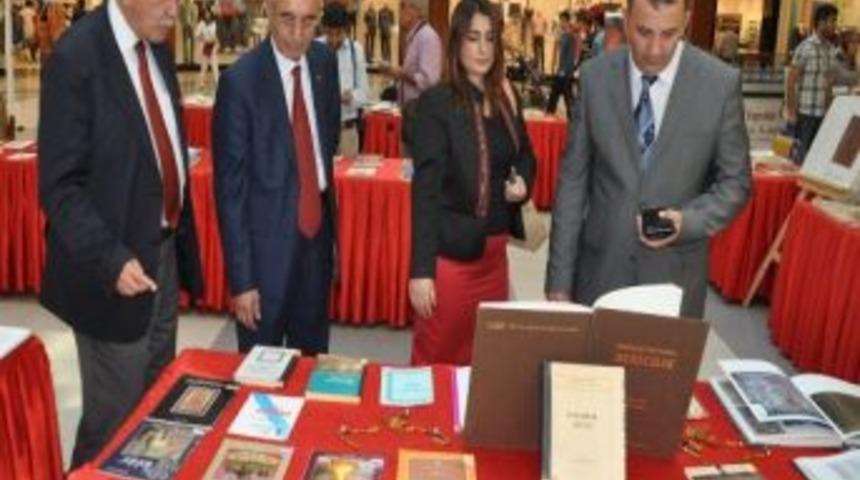 Meslek Kitapları Sergisi Açıldı