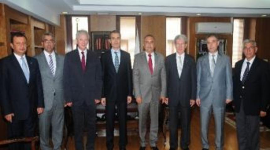 Ebso Y&ouml;netimi, Başsavcı Baş'ı Ziyaret Etti