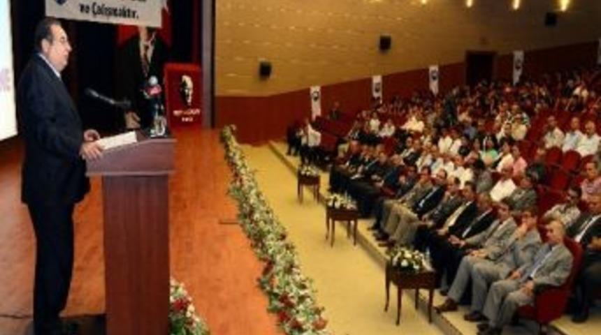 Başkan &Ouml;zcan; "avm&rsquo;ler &Ccedil;ığ Gibi B&uuml;y&uuml;yor"