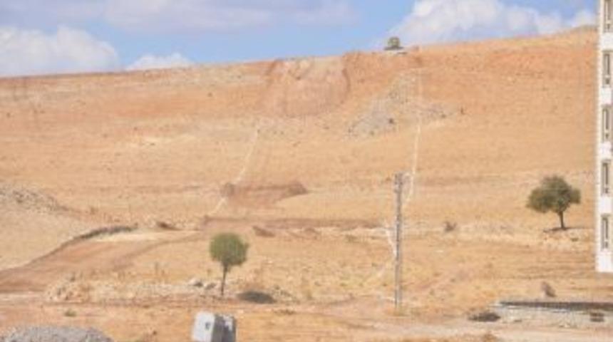 Besni Belediyesi &Uuml;niversite İ&ccedil;in Yol Yapım &Ccedil;alışmasına Başladı