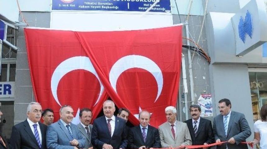 Vali &Ouml;zt&uuml;rk Ticaret İl M&uuml;d&uuml;rl&uuml;ğ&uuml; Hizmet Binası A&ccedil;ılışına Katıldı