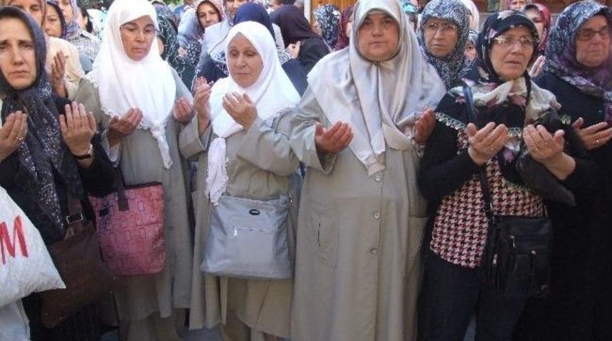 Şehit Anne Babası Hacca Gitti