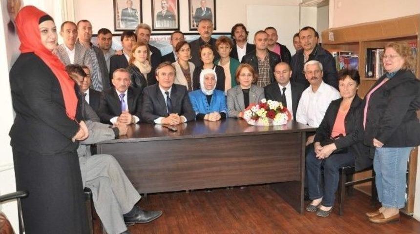 Mhp'nin Kilimli'deki Başkan Adayı H&uuml;lya Akdeniz