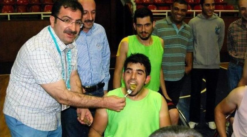 Engelli Basket&ccedil;iler Antalya&rsquo;ya Kampa Gitti