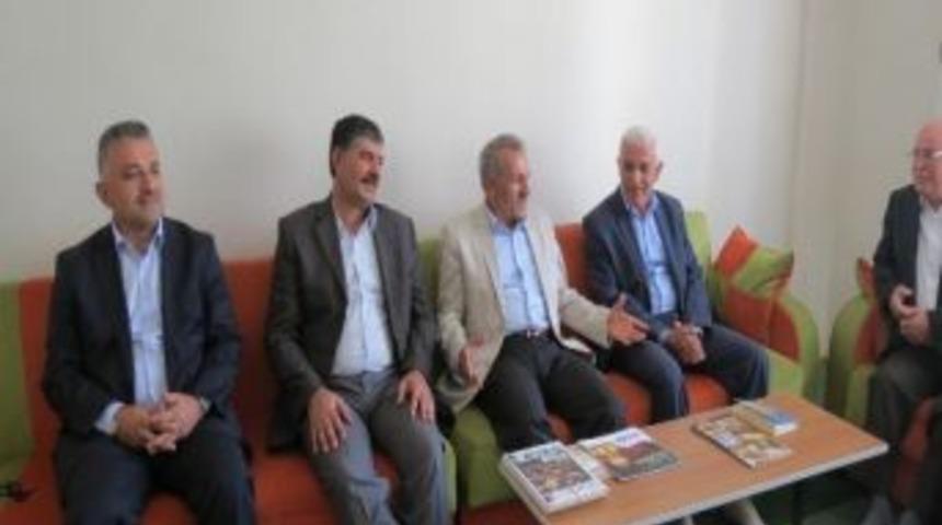 Milletvekili Şahin&rsquo;den Meşale Derneği&rsquo;ne Ziyaret