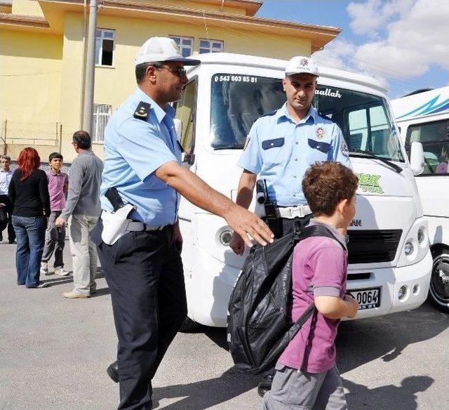 Aksaray'da Okul Servislerine Sıkı Denetim