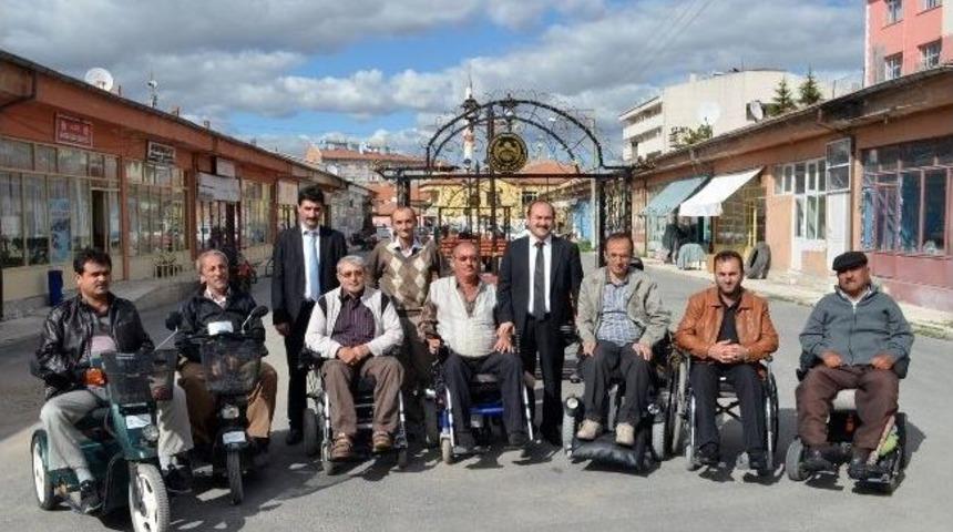 Başkan Eyvaz&rsquo;dan Engelliler Derneği&rsquo;ne Ziyaret