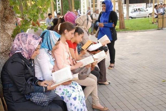 Şanlıurfa’nın Siverek İlçesinde Kitap Okuma Projesi