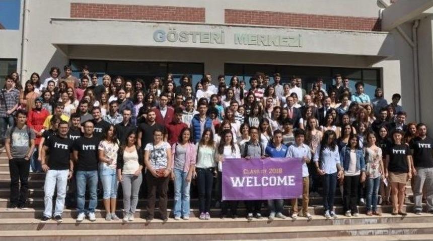 İzmir Yüksek Teknoloji Dersbaşı Yaptı