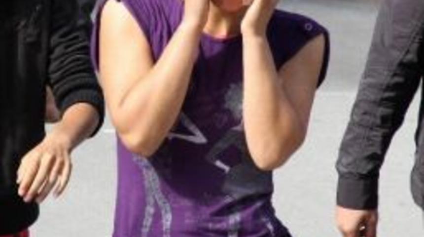 Hırsızlık Yapan Gen&ccedil; Kızlar Tutuklandı