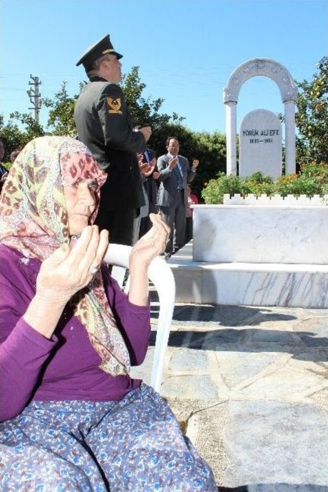 Y&ouml;r&uuml;k Ali Efe Mezarı Başında Anıldı