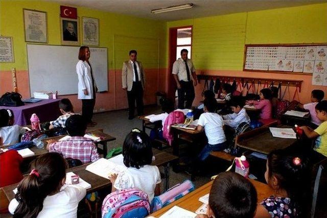 Başkan Kılınç Minikleri Sevindirdi