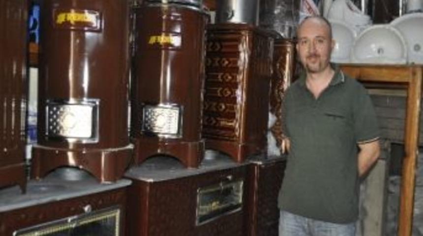 Sıcaklıklar D&uuml;şt&uuml; Sobacılar Mutlu