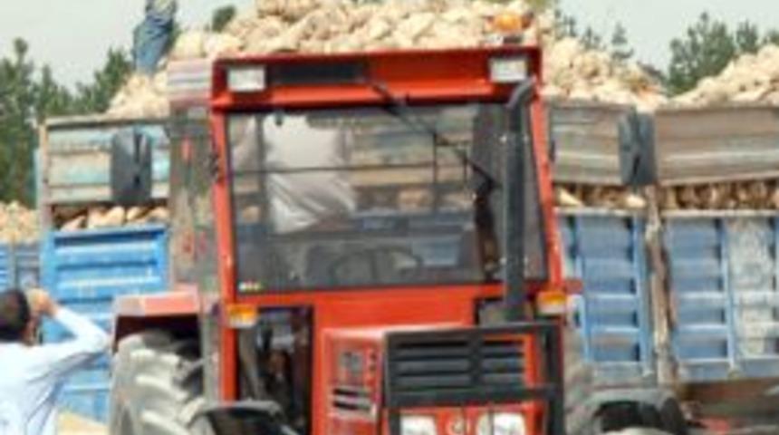 Radara Yakalanan Trakt&ouml;r&uuml;n S&uuml;r&uuml;c&uuml;s&uuml;ne 343 Lira Ceza