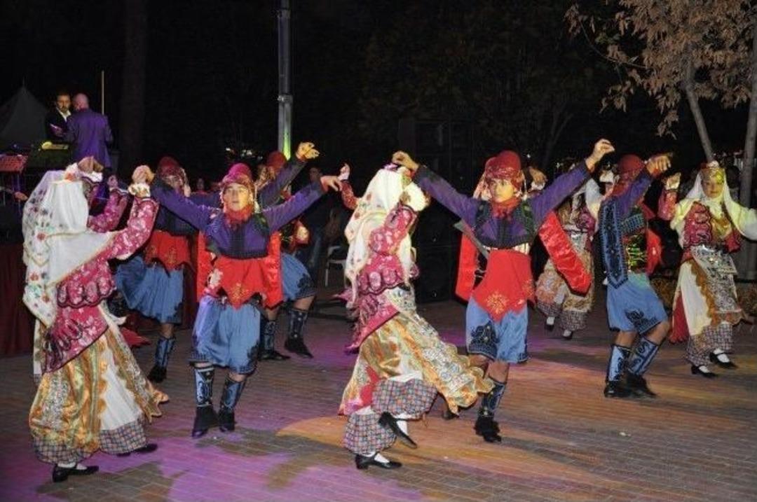 Yeni D&ouml;nem Konserle Başladı