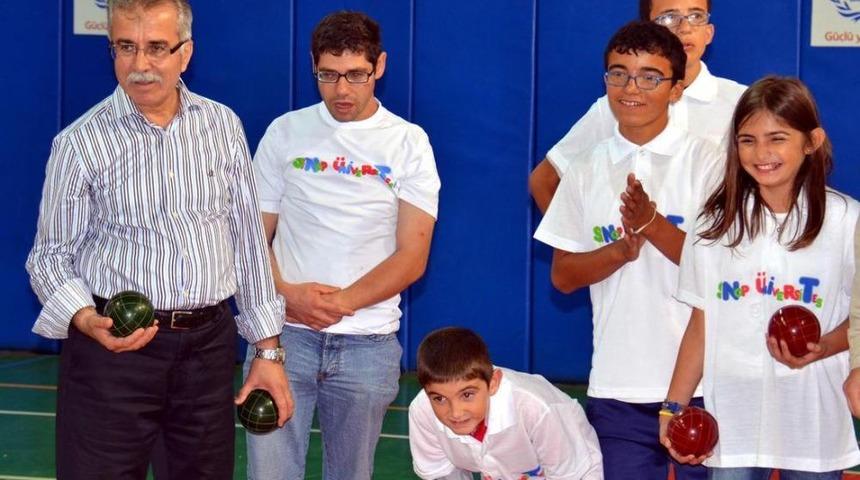 Eğlenerekparalimpik Boccia Oynadılar