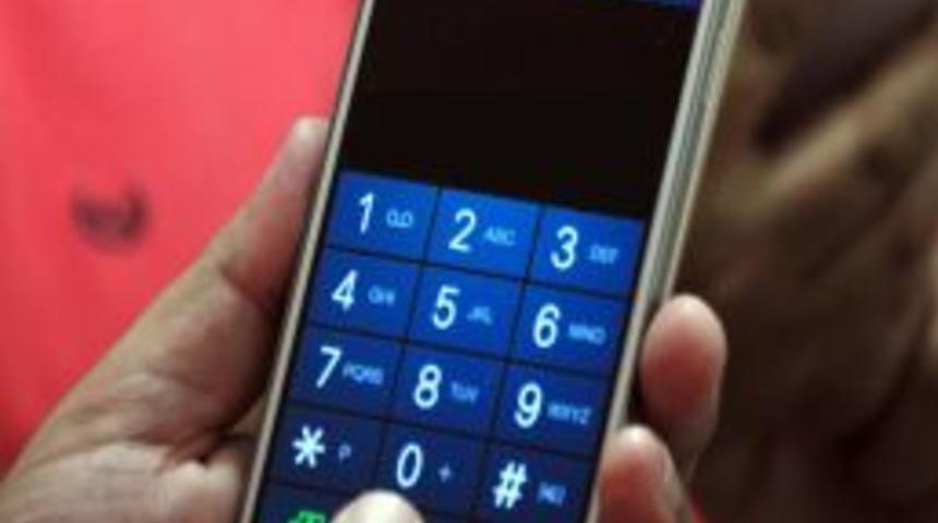 Şehir Merkezinde Cep Telefonlarıyla Iletişim Kurulamıyor